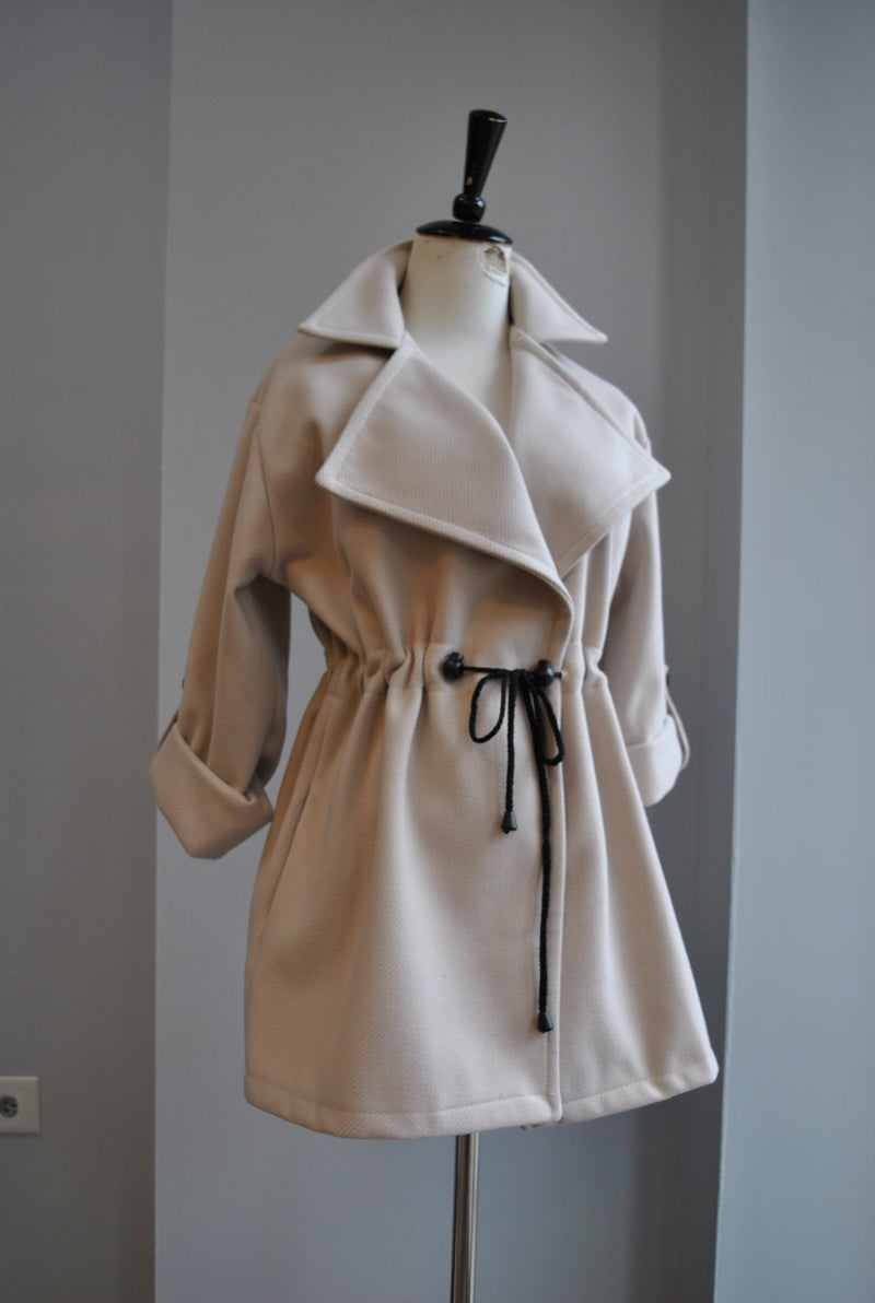 BONE COLOR FALL JACKET