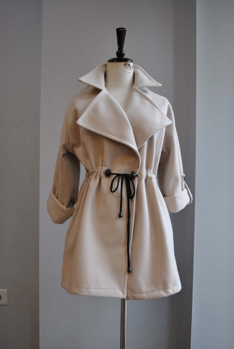 BONE COLOR FALL JACKET