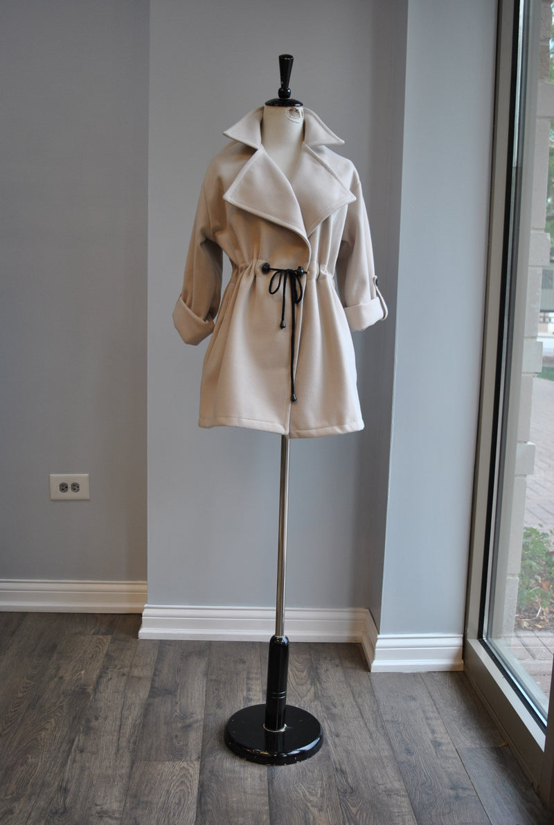 BONE COLOR FALL JACKET