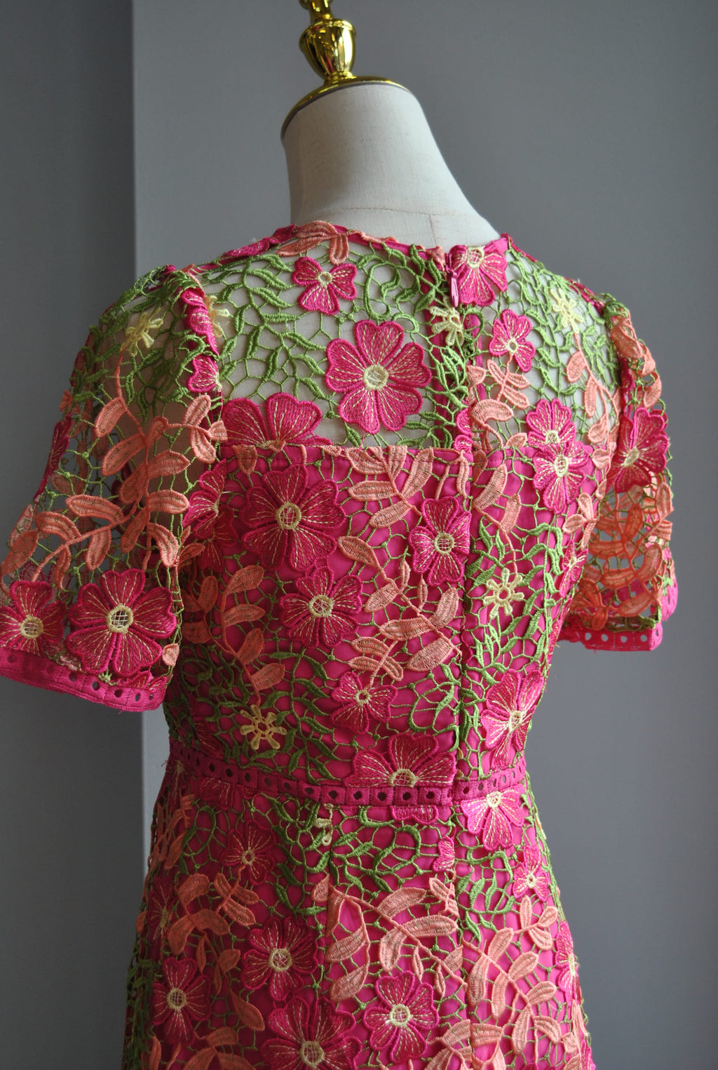 FUCHSIA AND GREEN LACE MINI DRESS