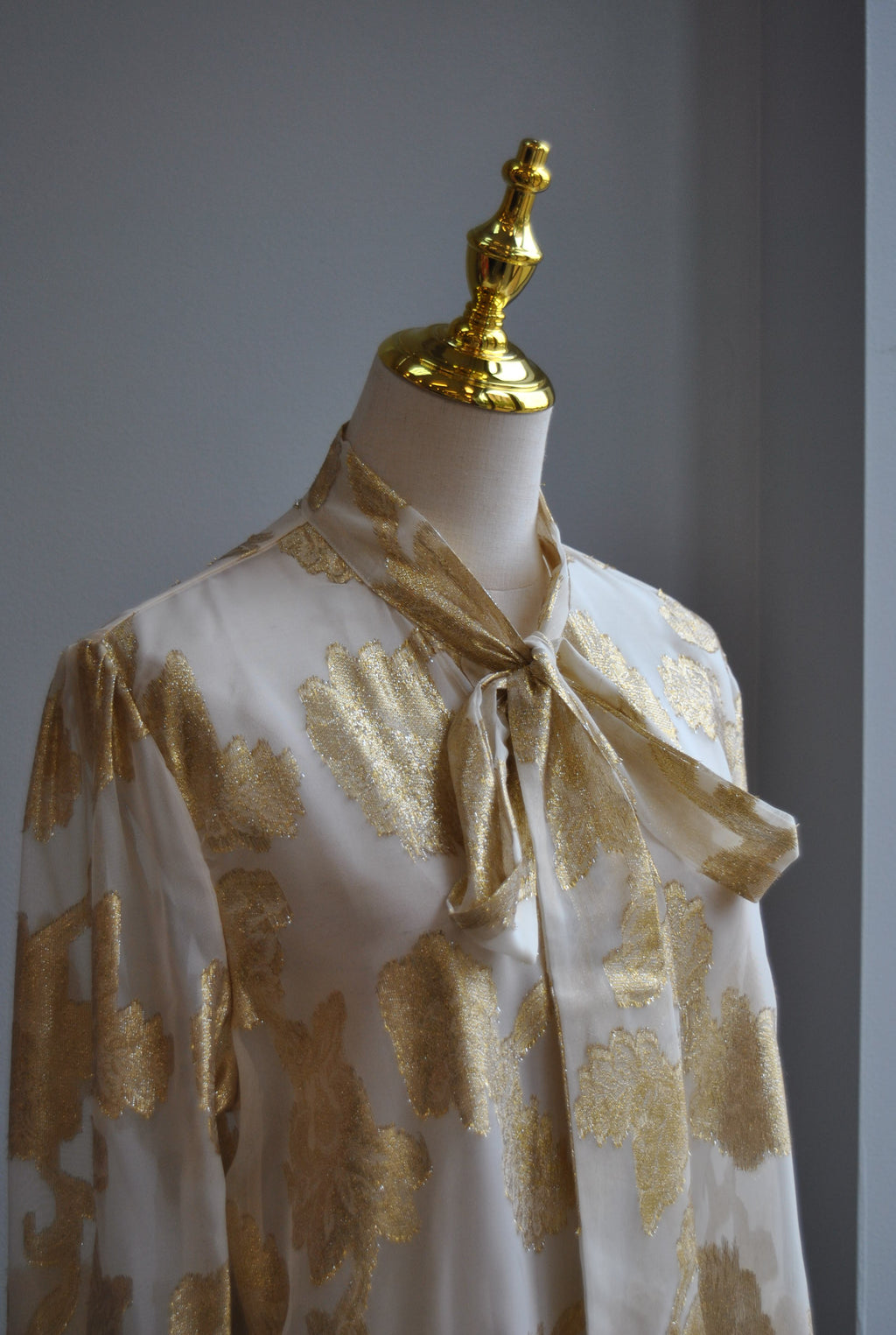 VANILLA AND GOLD BLOUSE