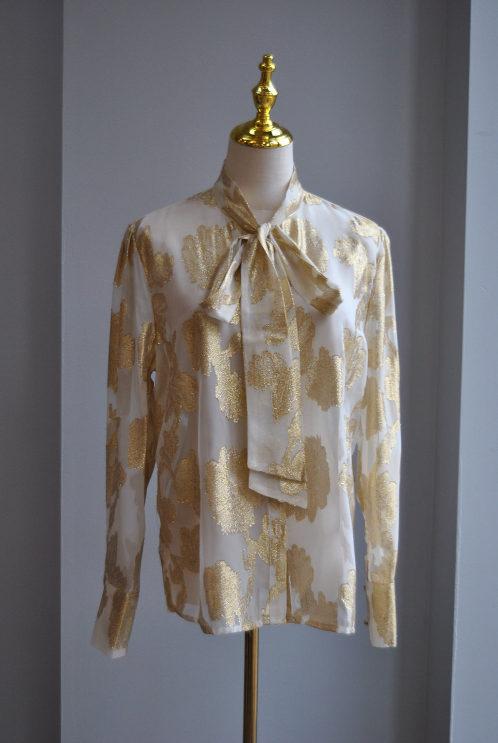 VANILLA AND GOLD BLOUSE