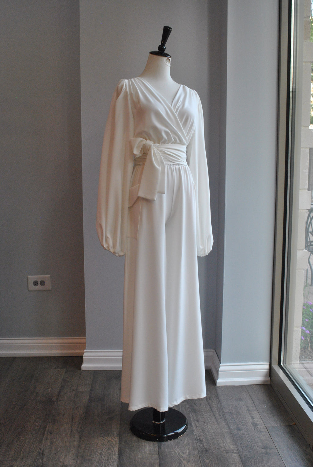 CLEARANCE  - WHITE SUMMER SET OF PALAZZO PANTS AND WRAP TOP
