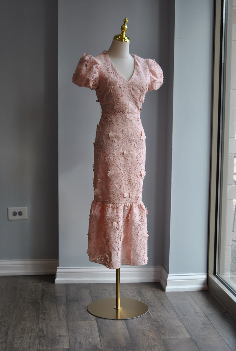 PEACH LACE SUMMER COCKTAIL MIDI DRESS