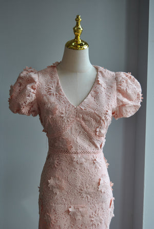 CLEARANCE - PEACH LACE SUMMER COCKTAIL MIDI DRESS