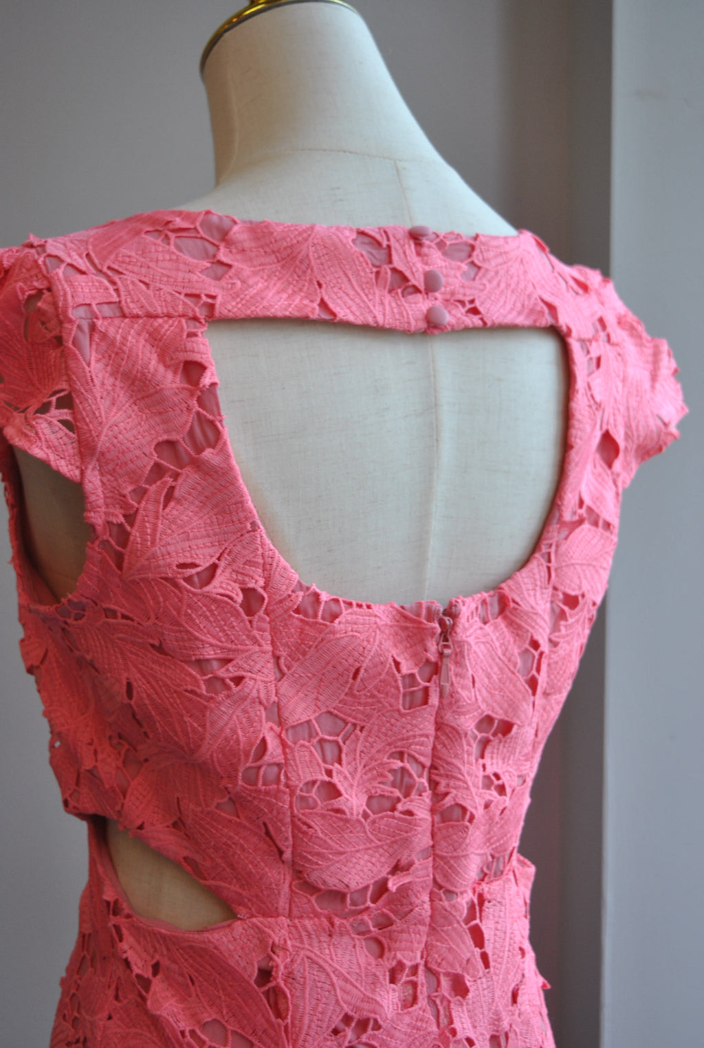 CANDY PINK MIDI LACE DRESS