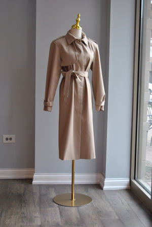TAUPE TRENCH COAT WITHA BELT