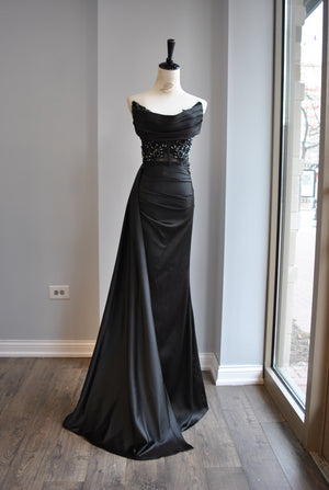 BLACK STRAPLESS DRESS WITH SEQUIN TOP