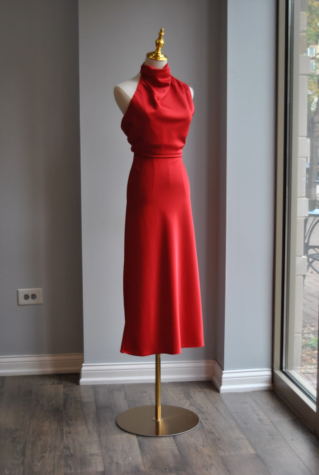 RED SILKY MIDI DRESS WITH HALTER TOP AND ASYMMETRIC OPEN BACK