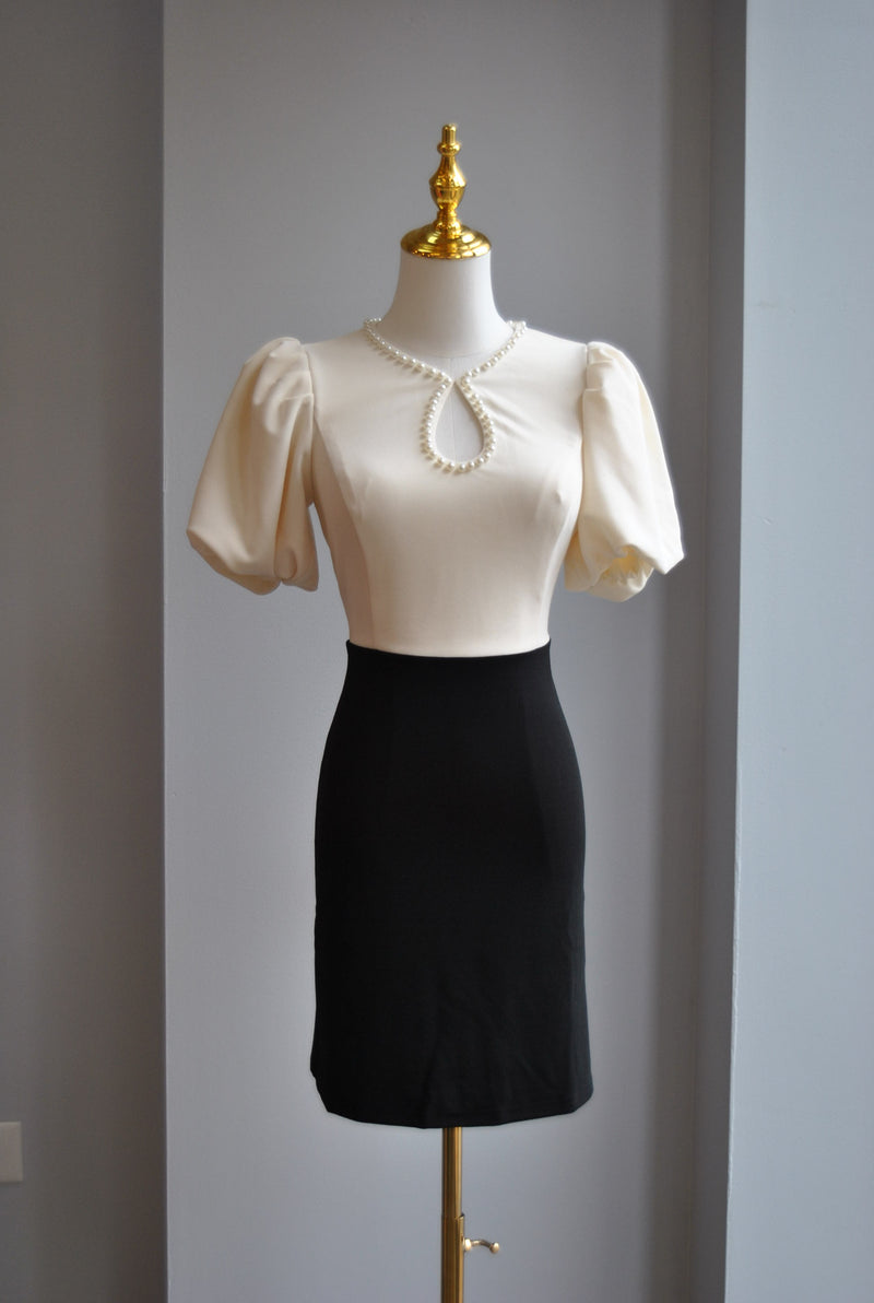 BLACK AND WHITE MINI DRESS