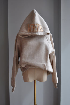 QUEEN SWEATSHIRT - OATMEAL