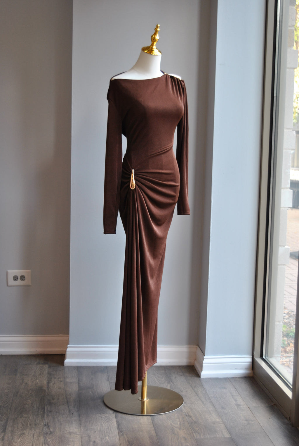 CHOCOLATE BROWN ASYMMETRIC STYLE LONG FIT DRESS