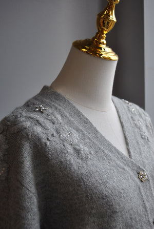 LIGHT GREY CARDIGAN WITH EMBELLISHEMENT