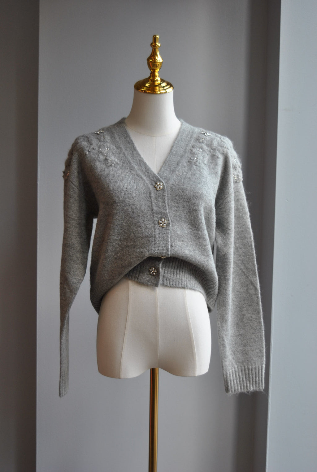 LIGHT GREY CARDIGAN WITH EMBELLISHEMENT