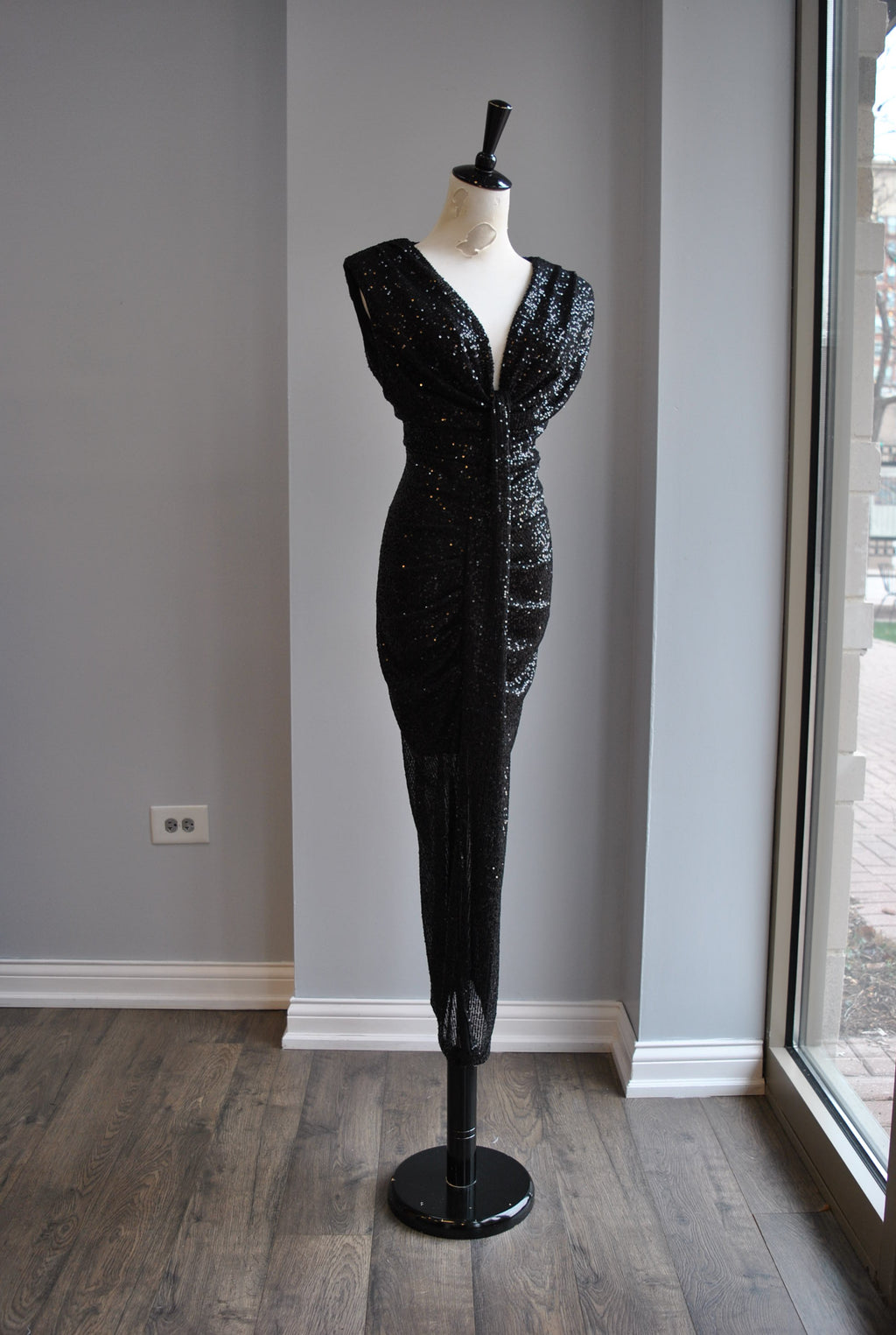 BLACK SEQUIN MIDI PARTY DRESS