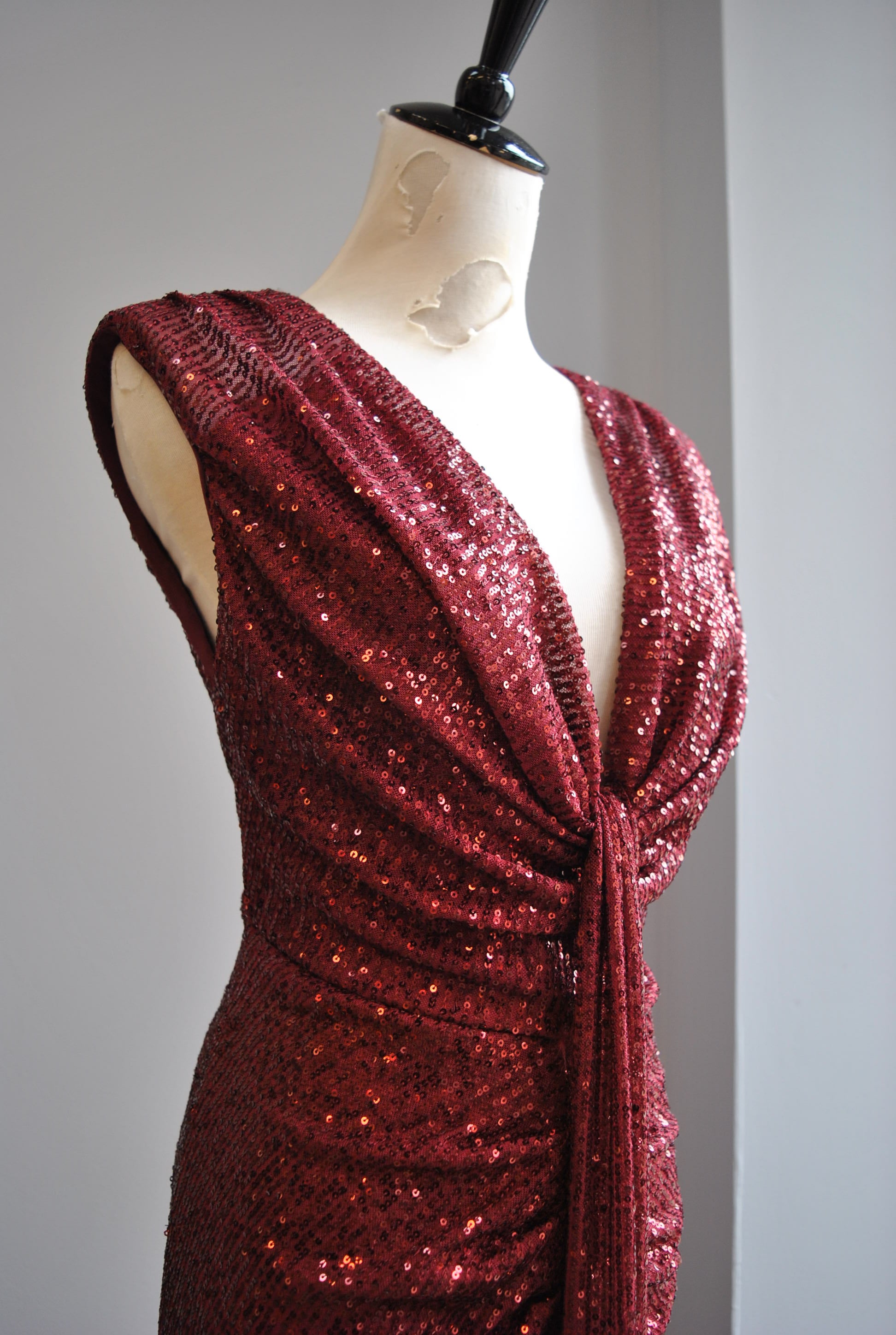 CLEARANCE - BURGUNDY SEQUIN MIDI PARTY DRESS  Le Obsession Boutique