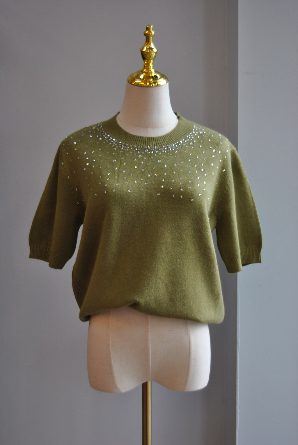 OLIVE GREEN SWEATER TOP WITH CRYSTLAS