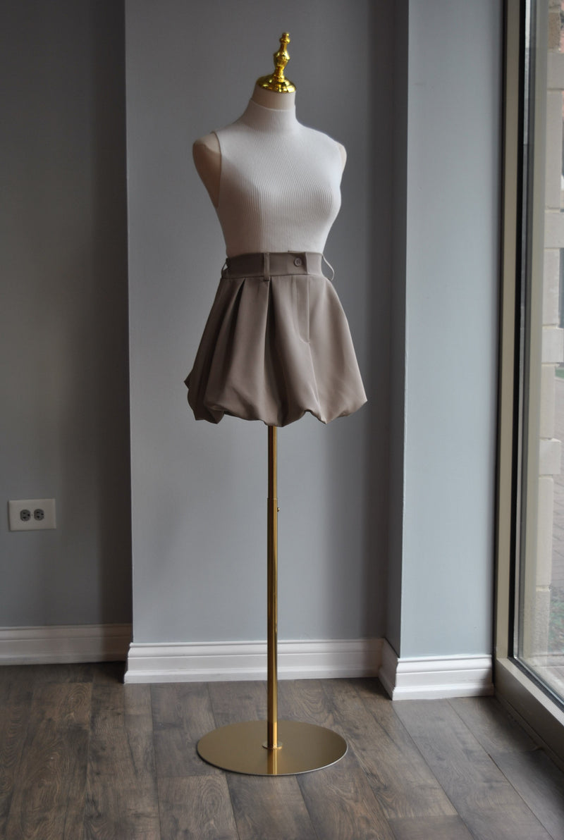 TAUPE MINI SPRING SKORT