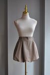 TAUPE MINI SPRING SKORT
