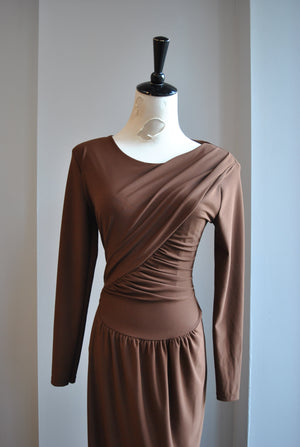 CLEARANCE - CHOCOLATE BROWN MIDI SIMPLE DRESS