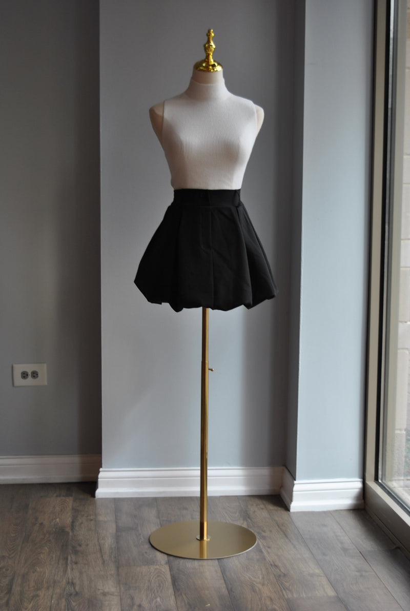 BLACK MINI SPRING SKORT