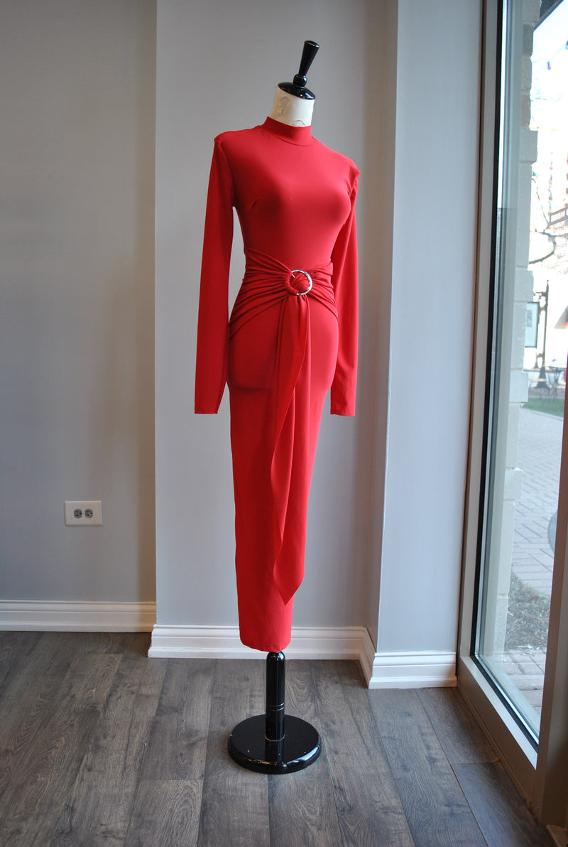 RED MIDI DRESS WITH FRONT RUSHING