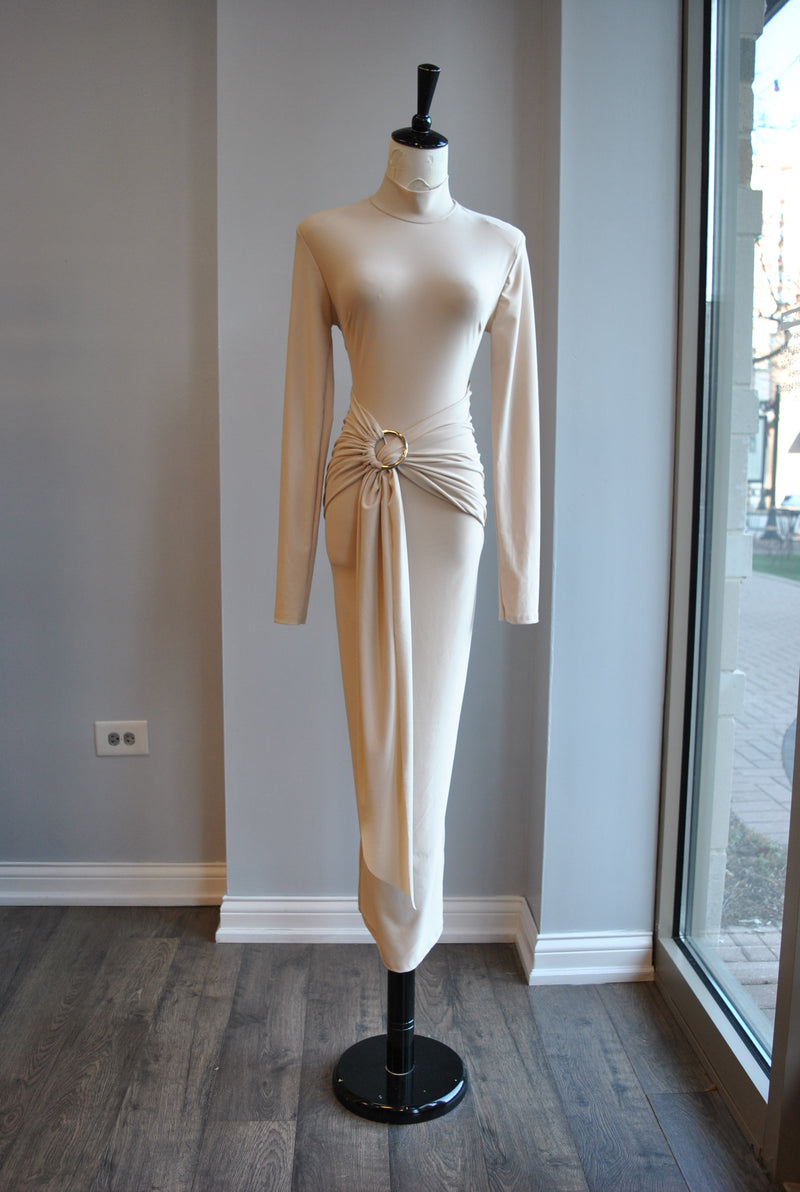 LIGHT BEIGE MIDI SIMPLE DRESS WITH FRONT RUSHING