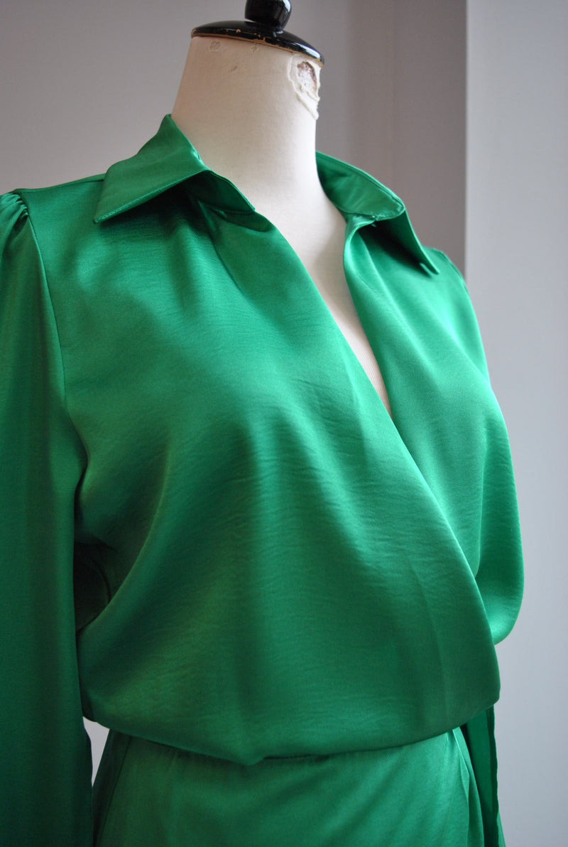EMERALD GREEN SILKY WRAP MAXI SHIRT DRESS