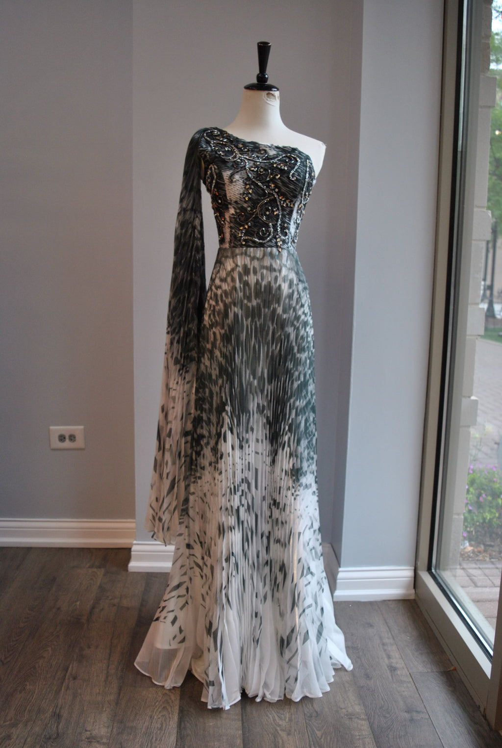 BLACK AND WHITE PRINT PLEATED LONG EVENING GOWN WITH THE EMELLISHMENT
