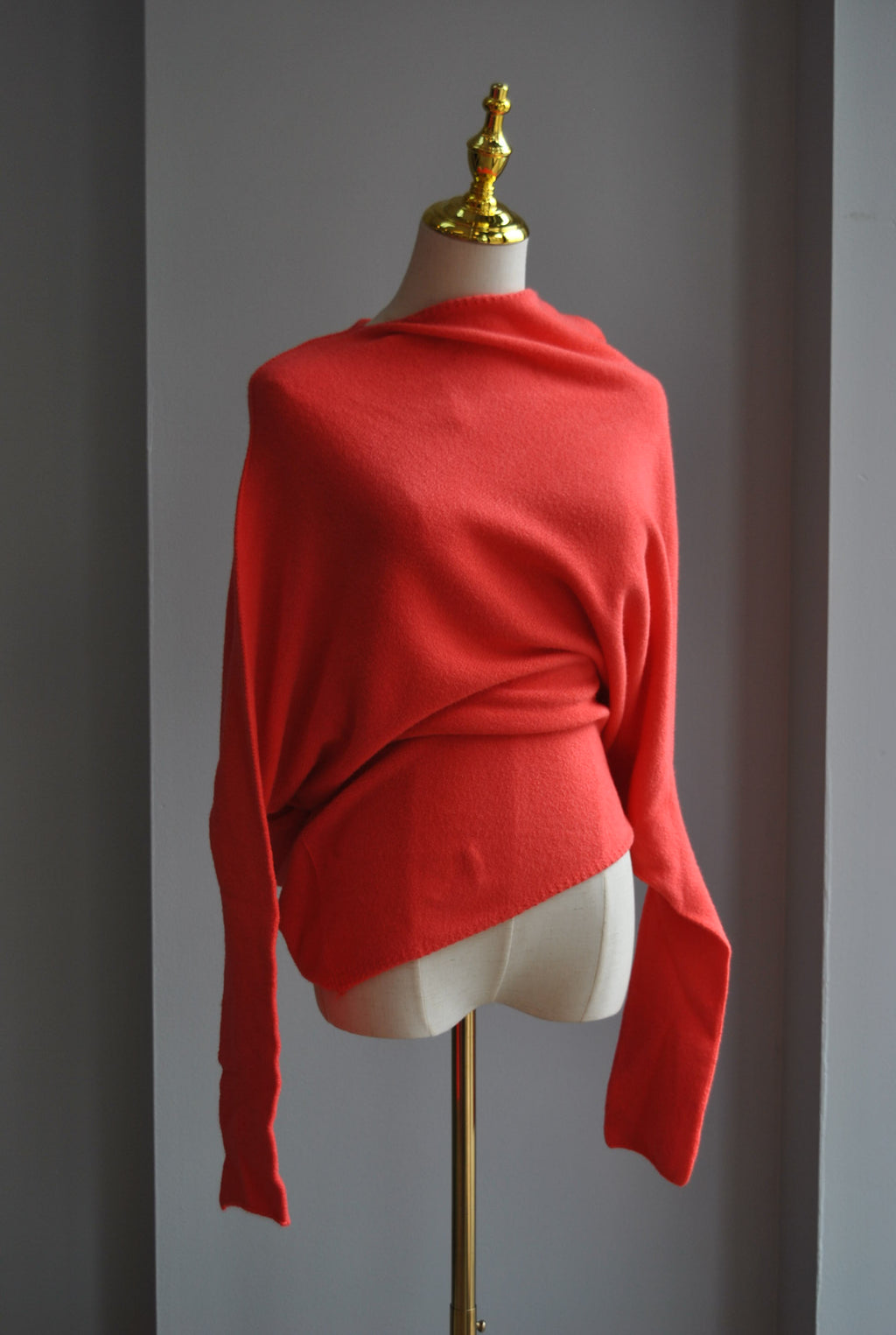 ORANGE ASYMMETRIC SWEATER SET