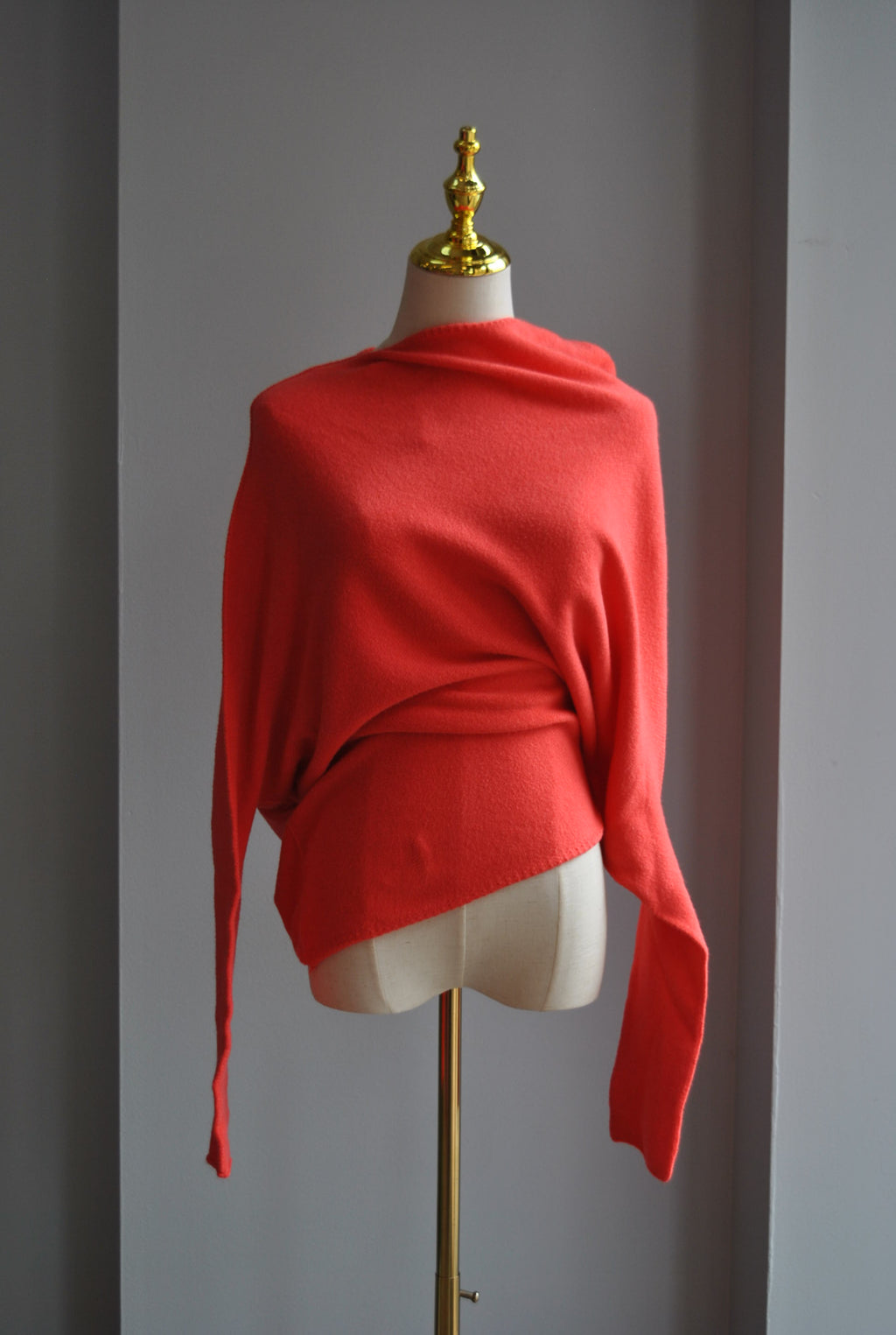 ORANGE ASYMMETRIC SWEATER SET
