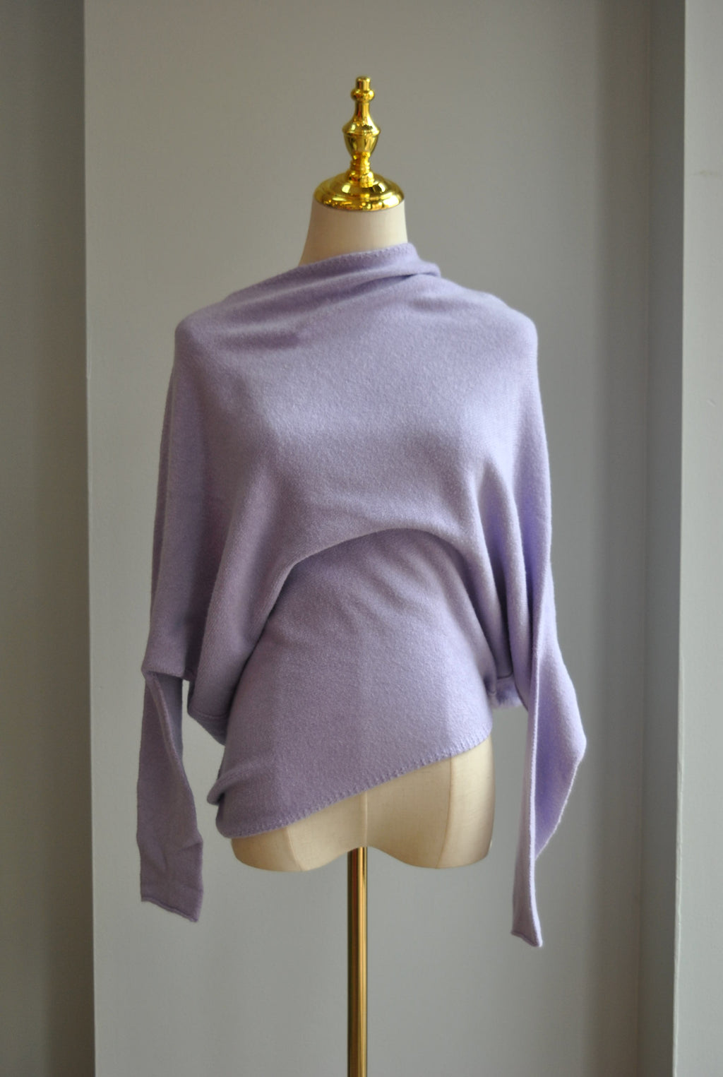 LAVENDER ASYMMETRIC SWEATER TOP