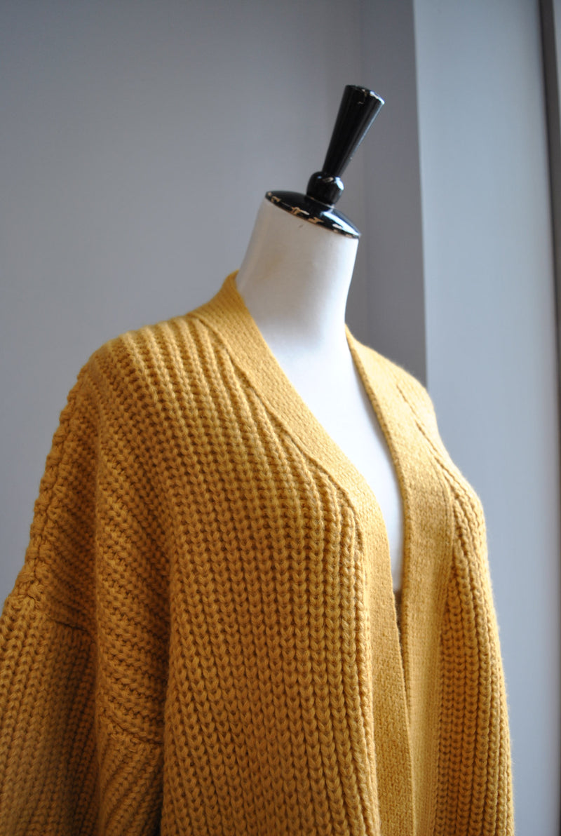 MUSTARD OPEN STYLE SWEATER CARDIGAN