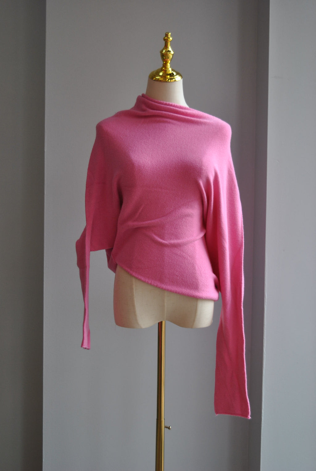 MAGENTA PINK ASYMMETRIC SWEATER TOP
