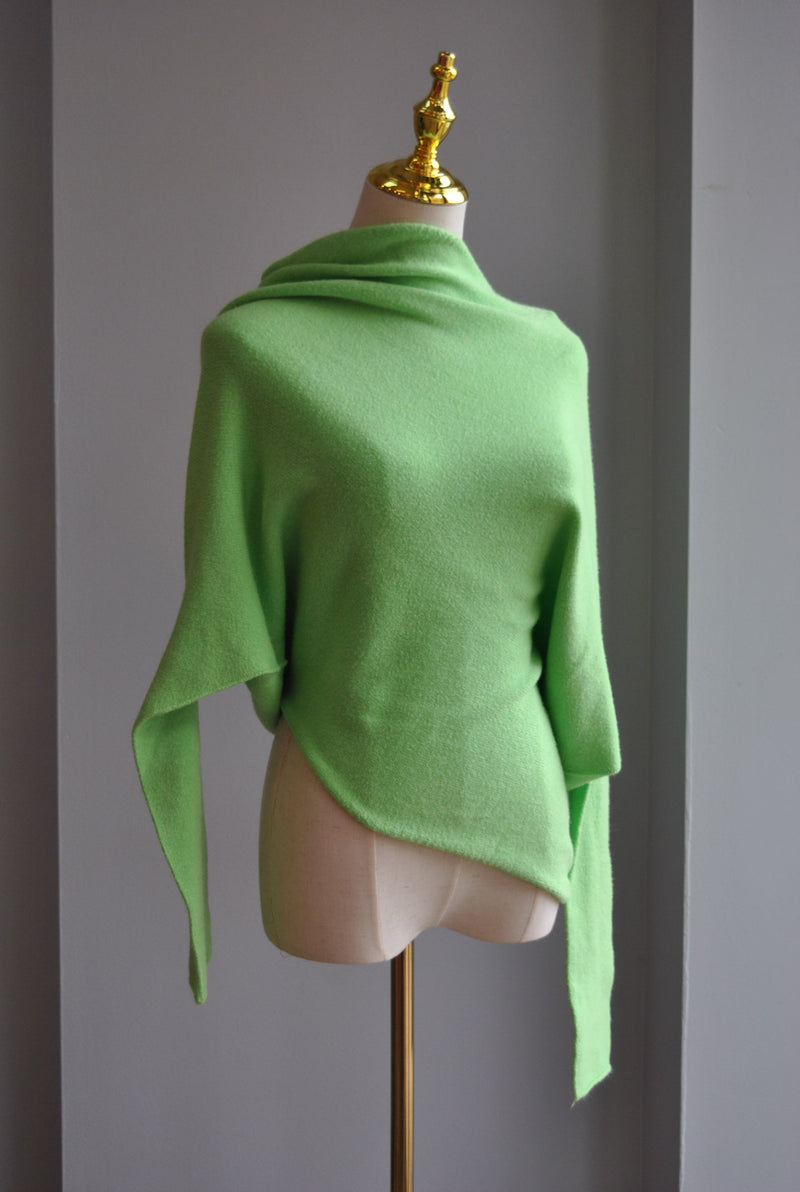 APPLE GREEN ASYMMETRIC SWEATER TOP