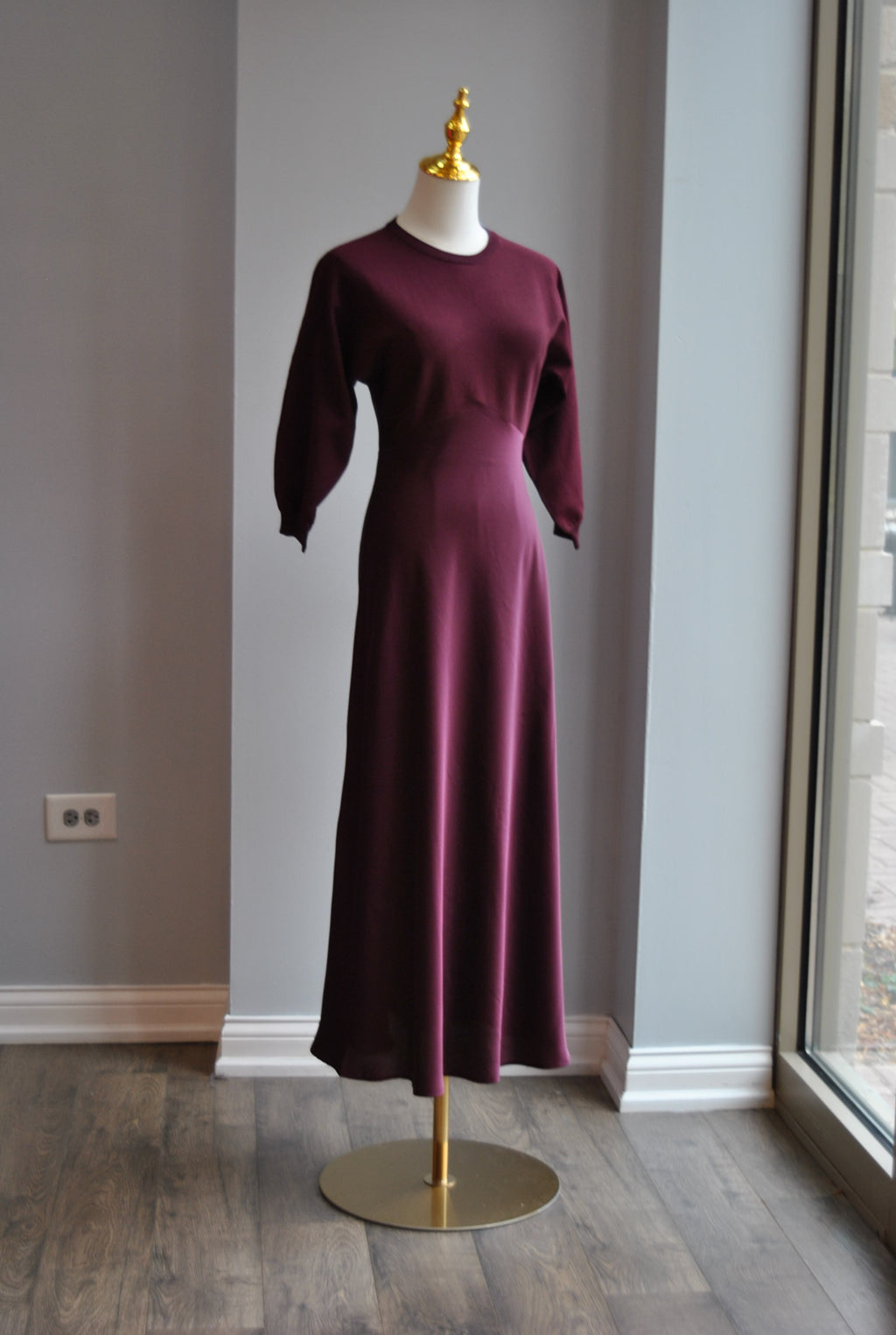 EGGPLANT MIDI SILKY FALL DRESS