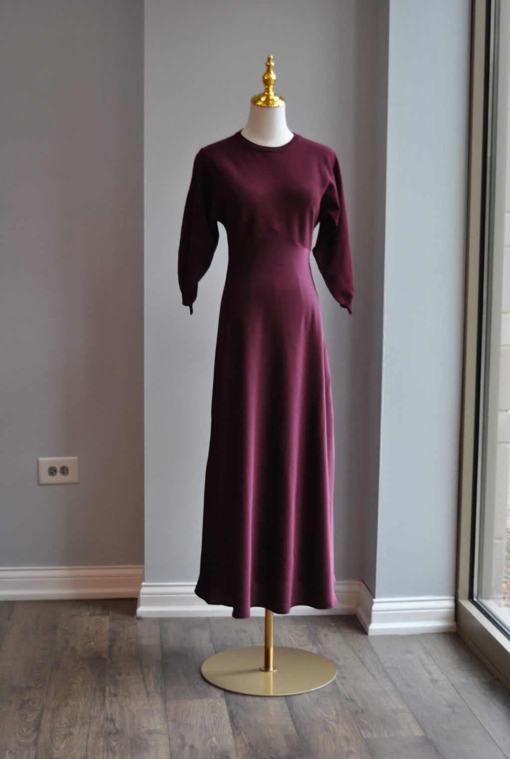 EGGPLANT MIDI SILKY FALL DRESS