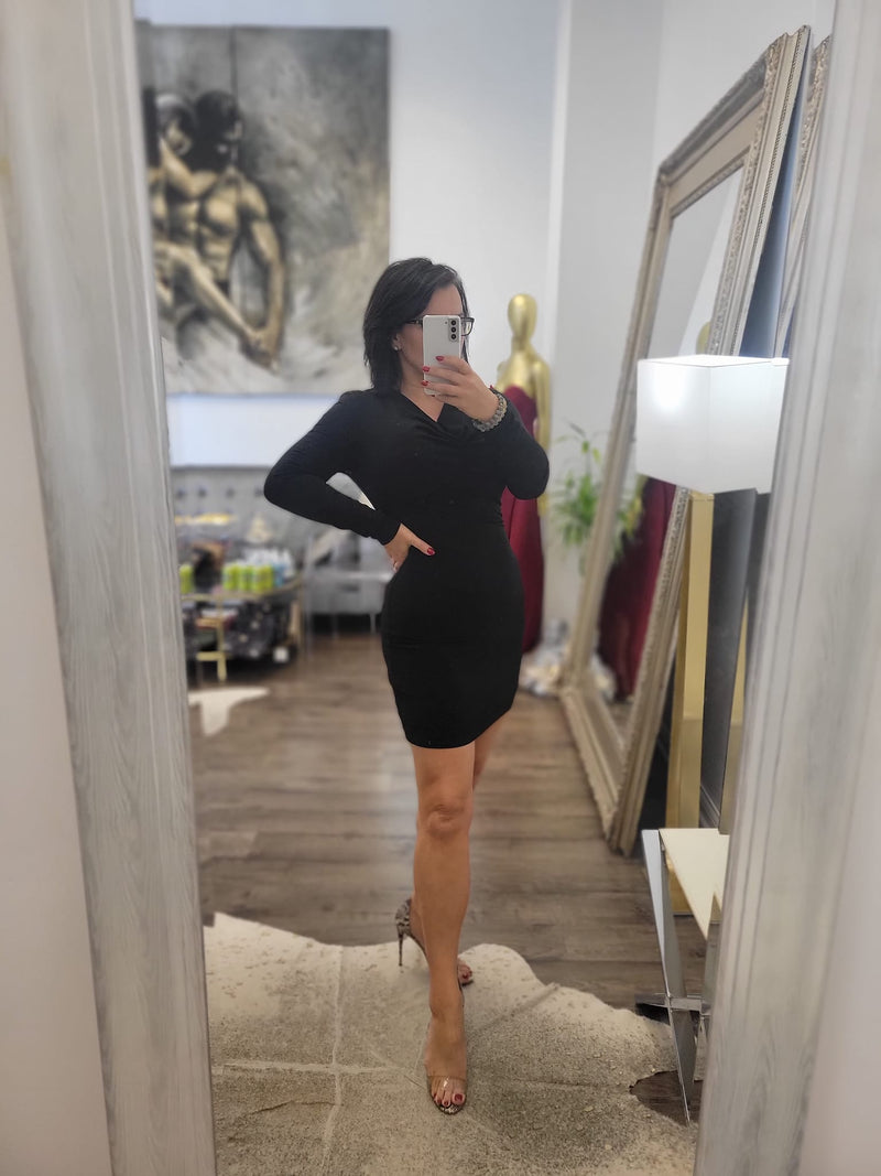 CLEARANCE - SIMPLE BLACK MINI DRESS Le Obsession Boutique CLEARANCE - SIMPLE BLACK MINI DRESS Le Obsession Boutique