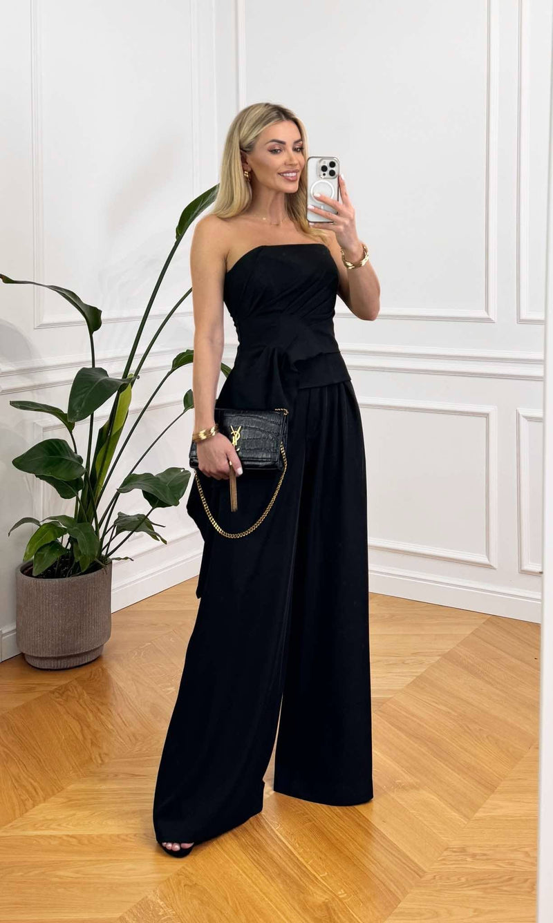 BLACK SET OF FLAIR PANTS AND A STRAPLESS TOP