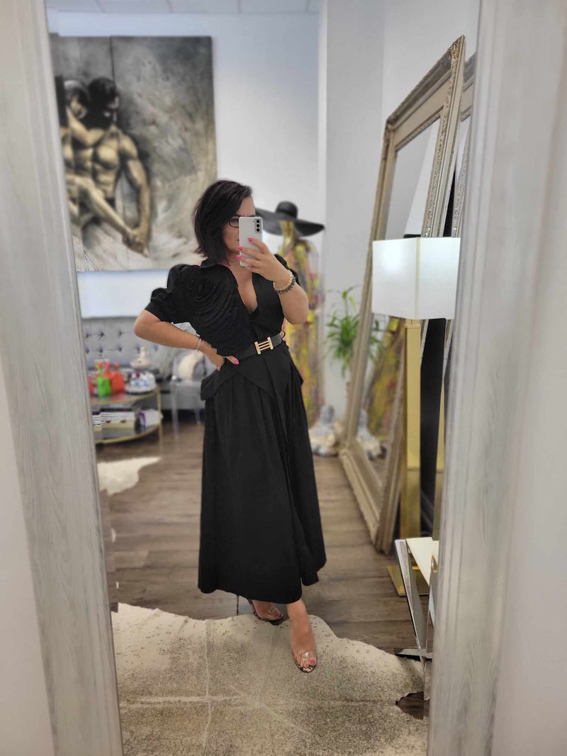 BLACK COTTON SHIRT DRESS WITH A FLOWER AND A BELT
