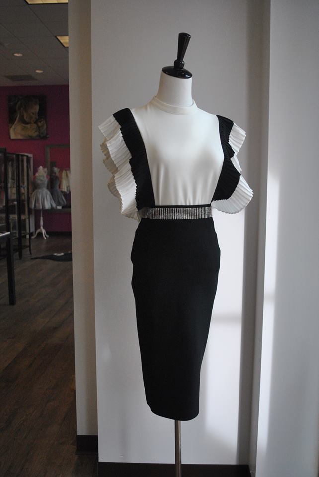 BLACK PENCIL BANDAGE SKIRT