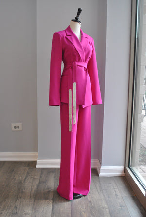 ORCHID SUIT WITH DIAMONDS
