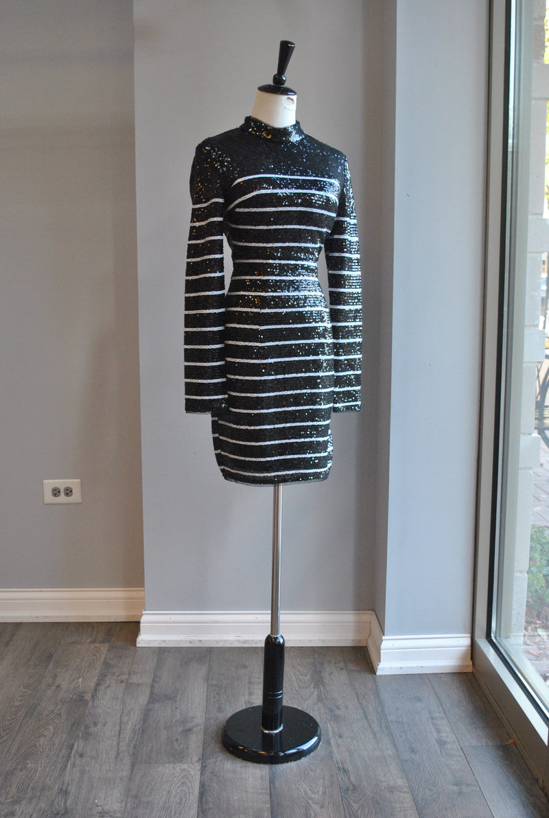 BLACK AND WHITE STRIPES MINI PARTY DRESS