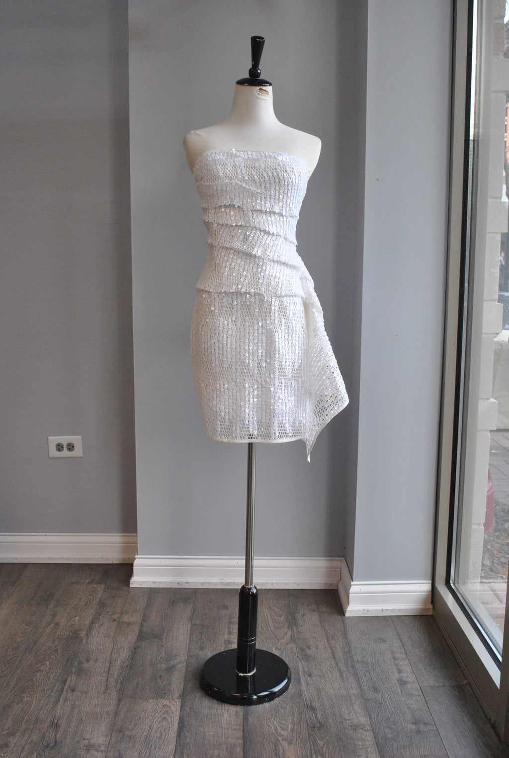 WHITE SEQUIN MINI ASYMMETRIC DRESS