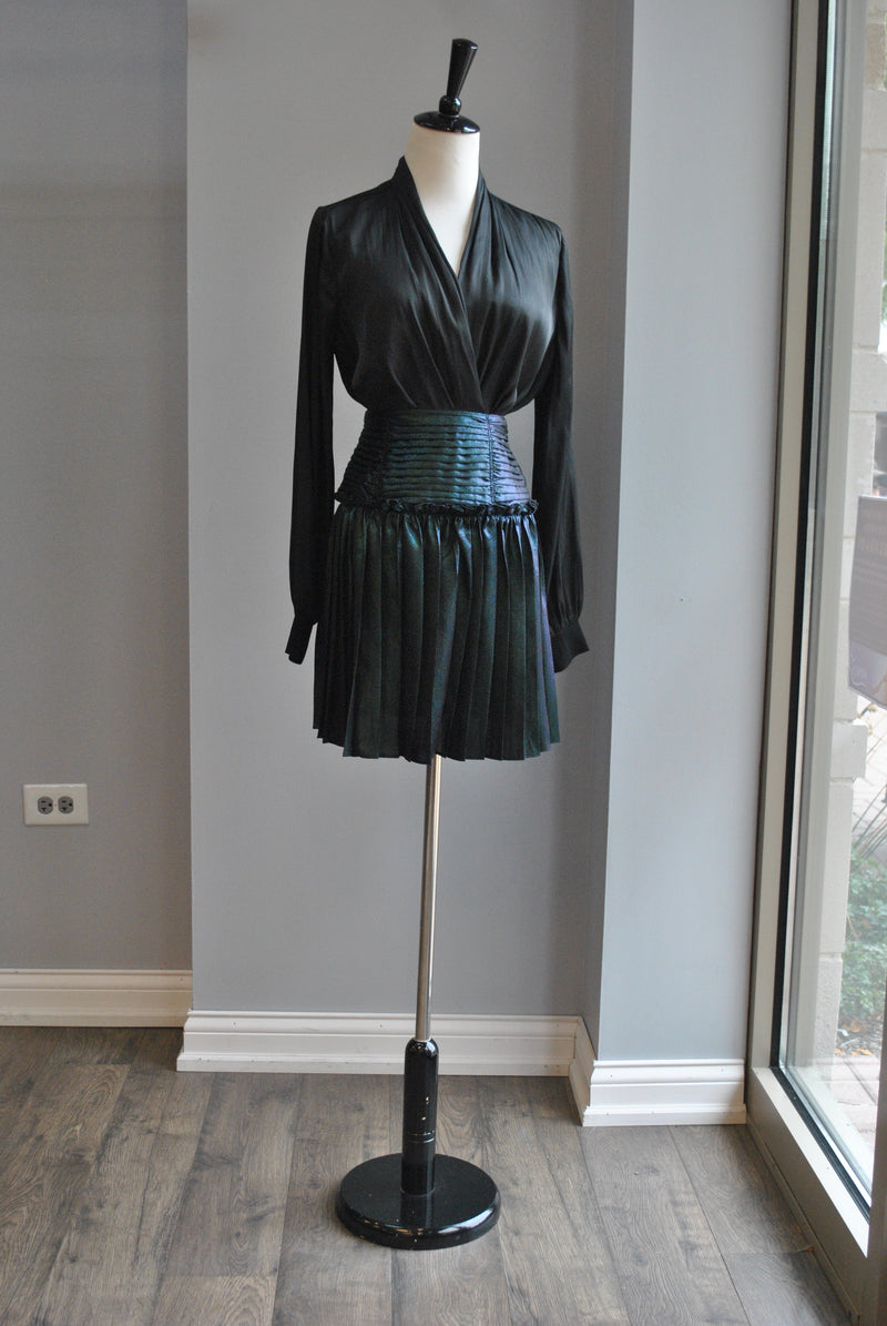 DARK GREEN MINI PLEATED SKIRT