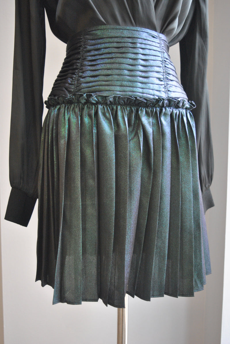 DARK GREEN MINI PLEATED SKIRT