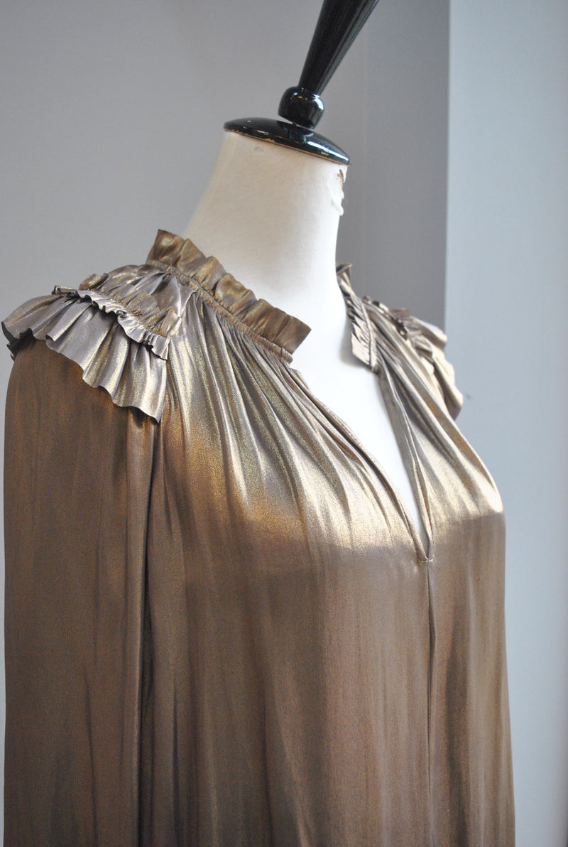 GOLD FLOWY TOP