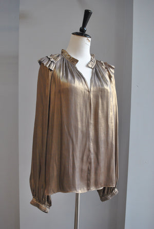 GOLD FLOWY TOP