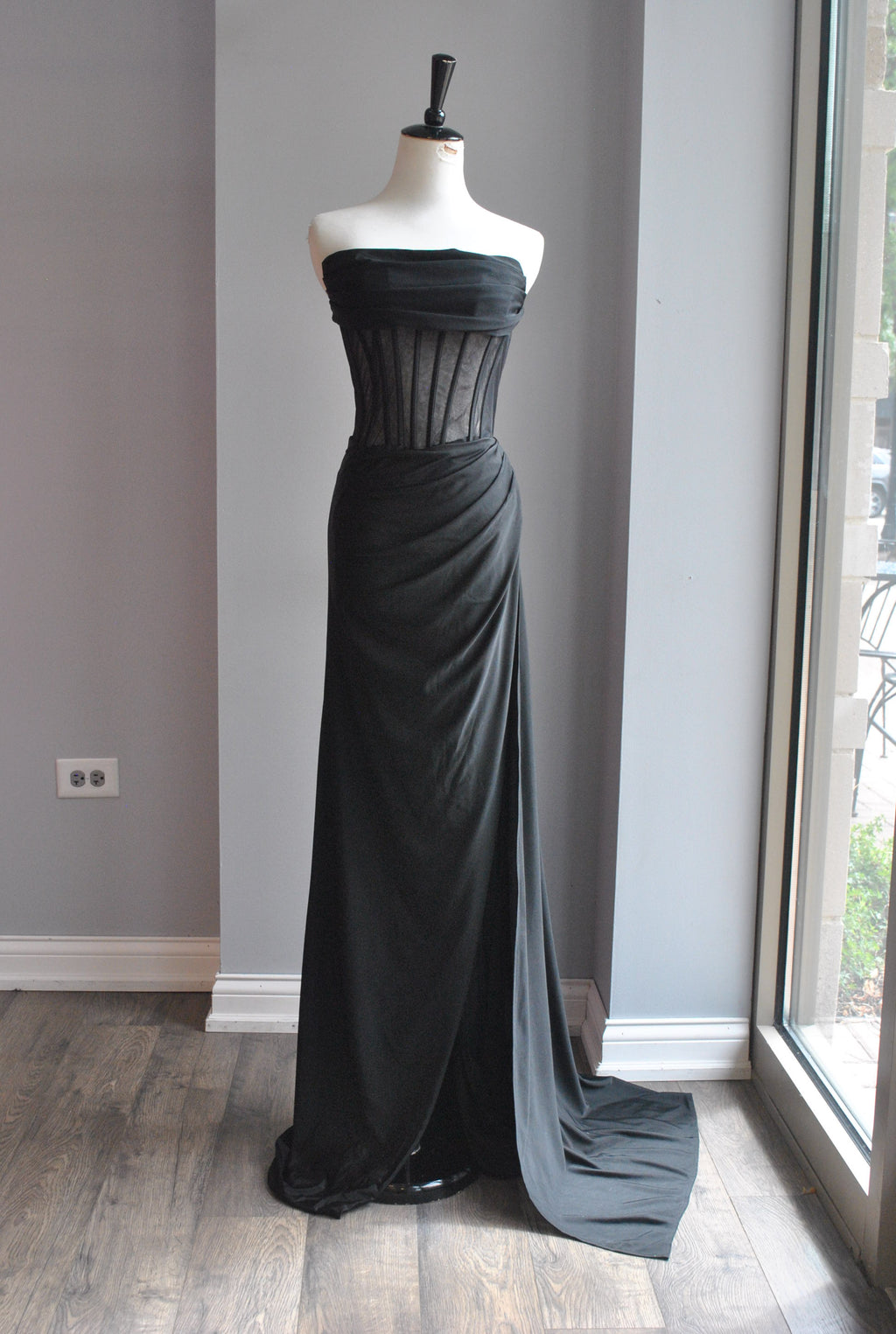 CLEARANCE - BLACK LONG EVENING DRESS WITH SIDE SLIP
