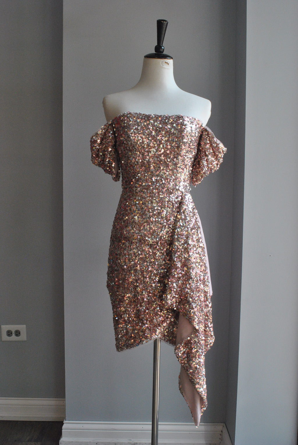 PINK SEQUIN MINI PARTY DRESS